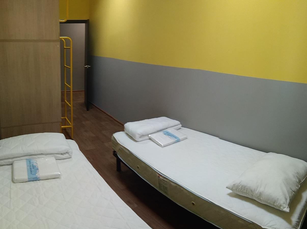 Hello Yellow Hostel Dnipro Exterior photo